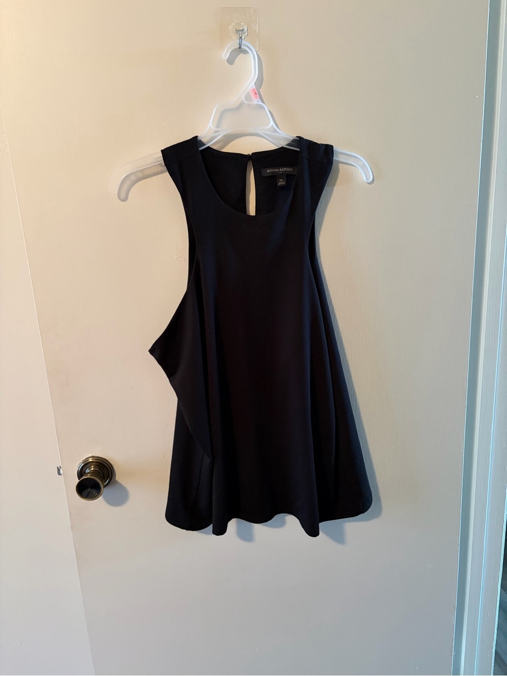 Black Sleeveless A-Line Top - Dana Buchman